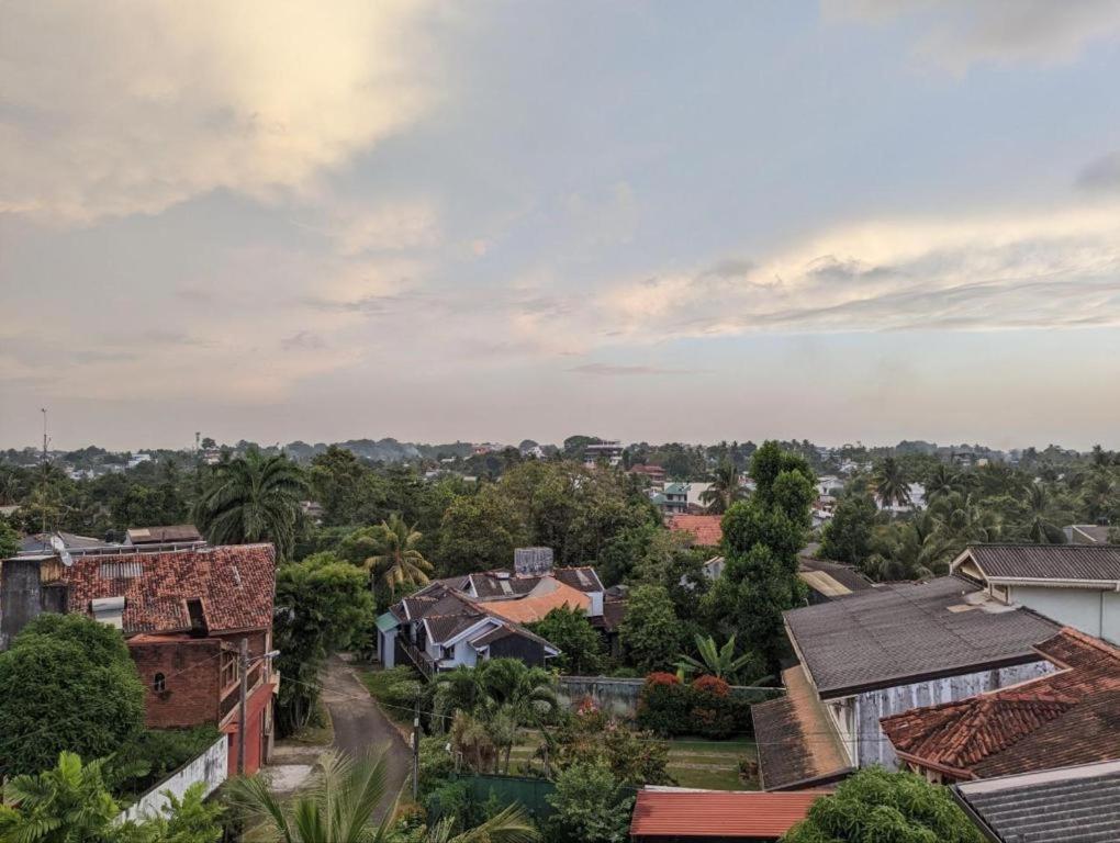 Alakamandava Lägenhet Colombo Exteriör bild
